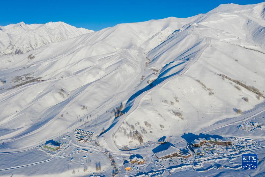 Xinhua All Media+Sports Geography | In Altay, pursue the original dream of human skiing.